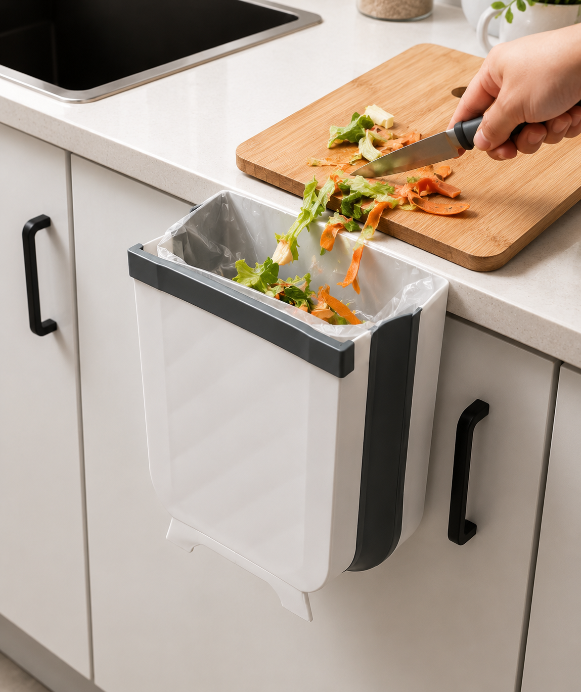 CabiBin™ – Hanging Kitchen Trash Holder | SAMBOVA